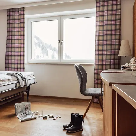 Roemerhof Superior Hotel 4*