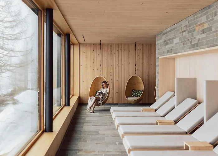 Roemerhof Superior Hotel 4*